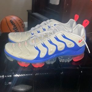 Nike VaporMax Hyper Royal